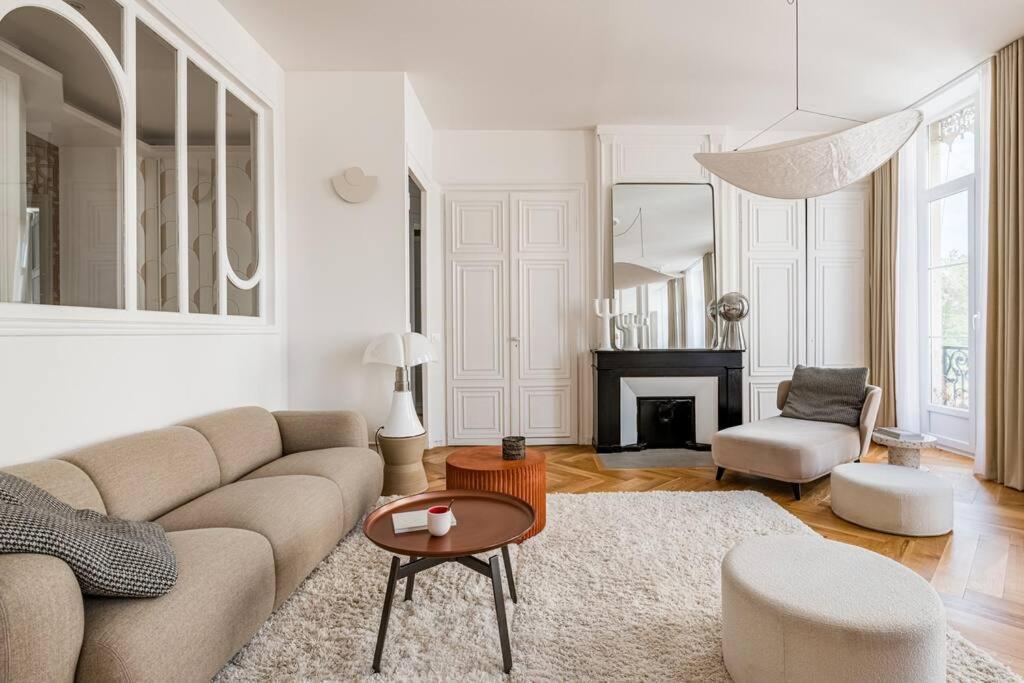 Beige Hospitalite - Apotheose Luxueux- 3 Chambres - Parking Prive Saint-Etienne  Eksteriør billede