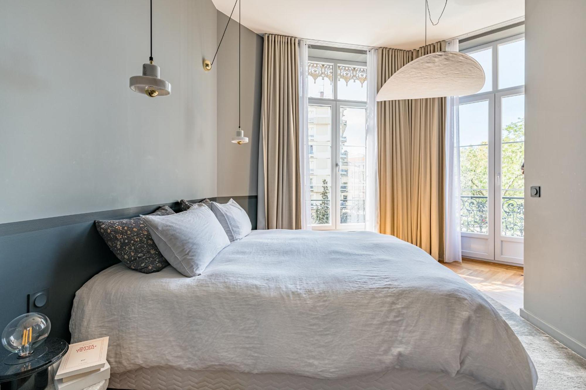Beige Hospitalite - Apotheose Luxueux- 3 Chambres - Parking Prive Saint-Etienne  Eksteriør billede